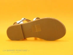 LPB BIANKA Blanc - Sandale Blanche Fille -Les Bonnes Chaussures cd24607c73b9e66c561f35ea11d5d5ef img 8923.jpg 158698